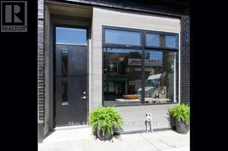 Photo principale - 726 Gerrard St E
