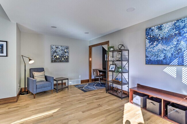 Foto del edificio - 1533 N Williams St