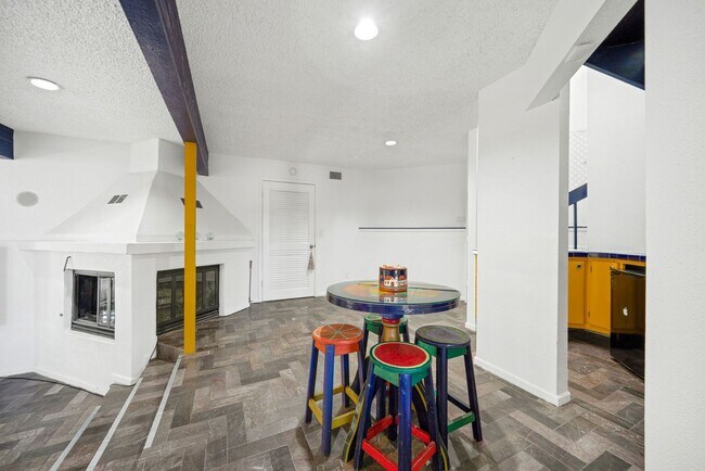 Foto del edificio - Waterfront Oasis: A One-Bedroom Masterpiec...