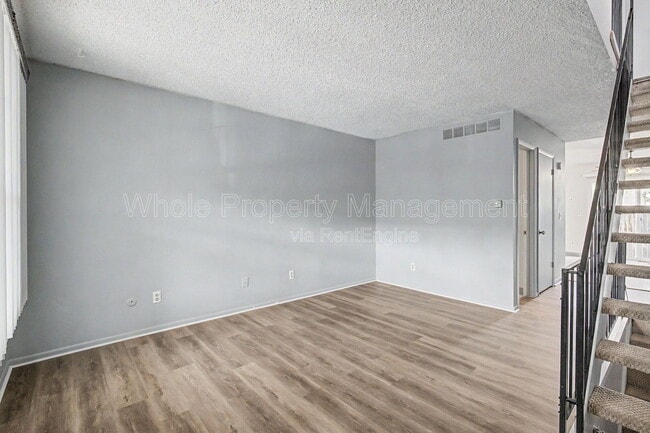 Building Photo - 8911 Field St