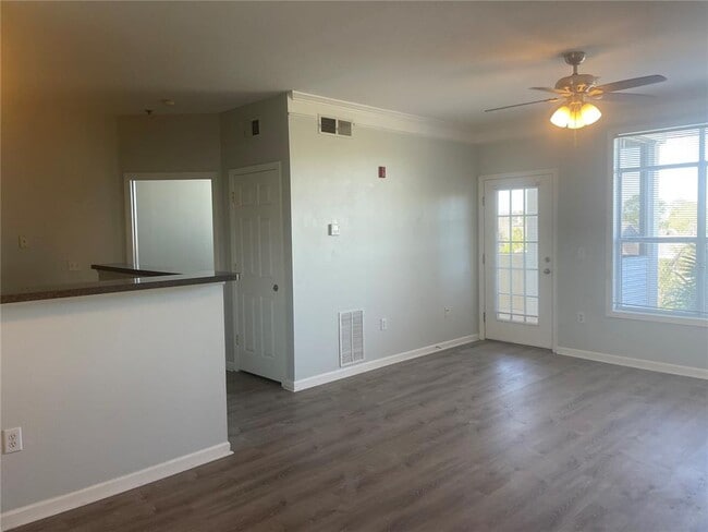 Building Photo - 4802 51st St W