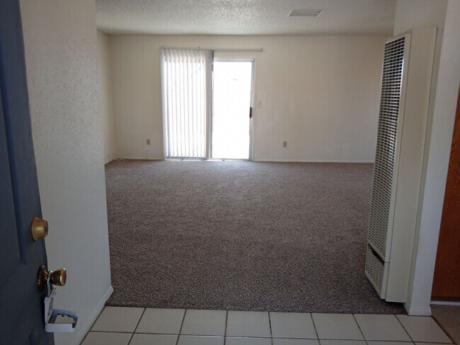 Foto del edificio - Another Great Listing from Libby's Realty