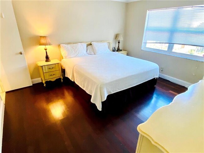Foto del edificio - 1541 S Ocean Blvd