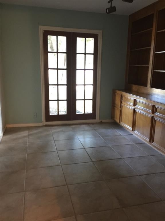 Foto del edificio - 2715 Manorwood St