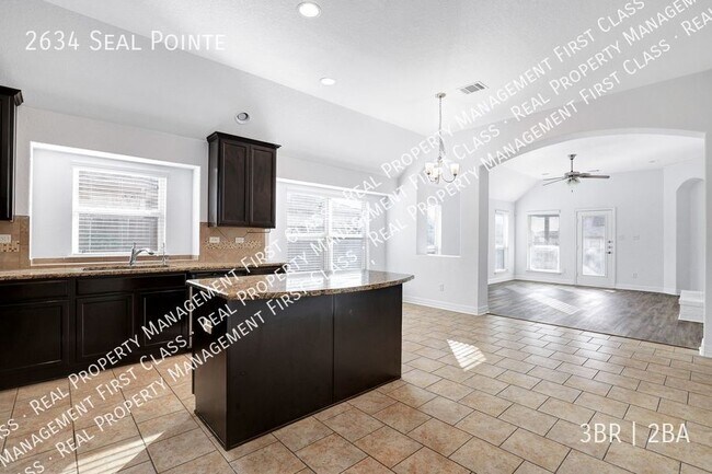 Foto del edificio - 2634 Seal Pointe