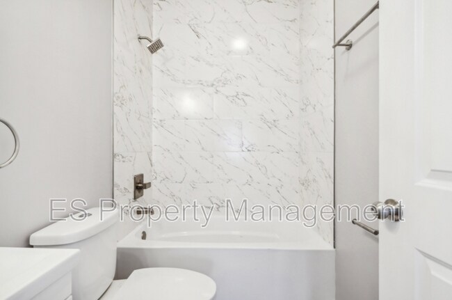 Foto del edificio - 1602 Quill St