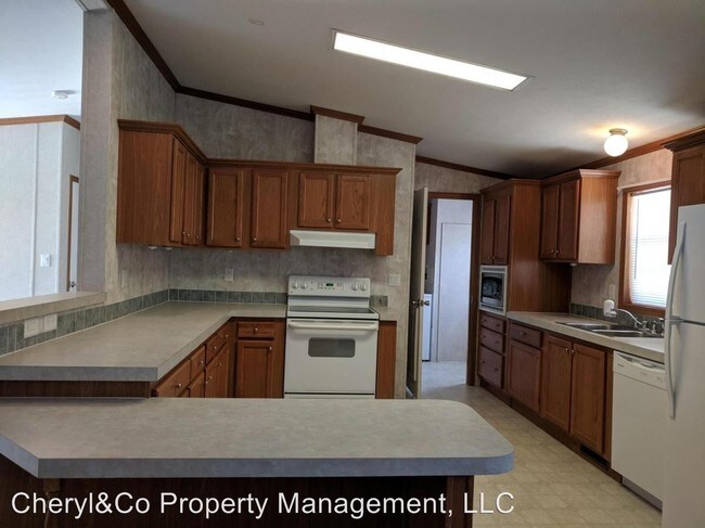 Building Photo - 3 br, 2 bath House - 261 Curtis Avenue