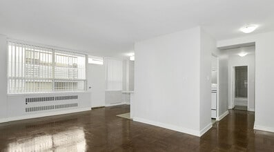 Building Photo - 103 Avenue Rd
