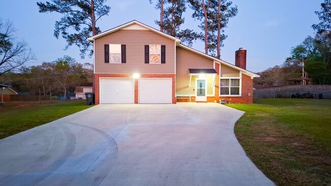 Foto del edificio - 403 Antler Dr