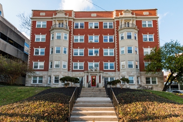 Primary Photo - Blackstone Apartments