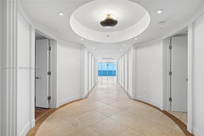 Foto del edificio - 18911 Collins Ave