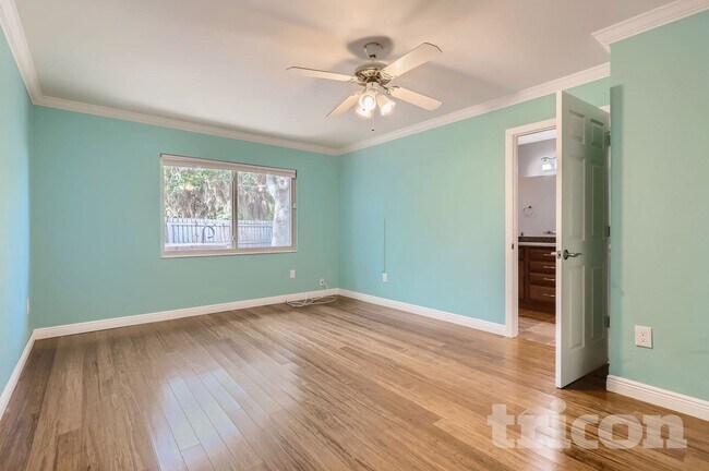 Building Photo - 2008 59th Cir S