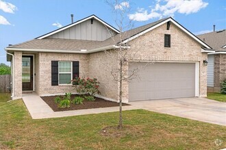 Building Photo - 124 Winding Hollow Ln