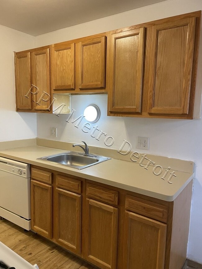 Foto del edificio - 45250 Keding St
