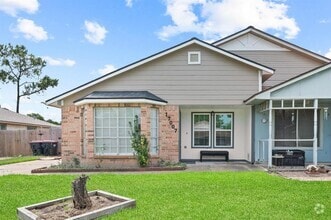 Building Photo - 17007 Pastoria Dr