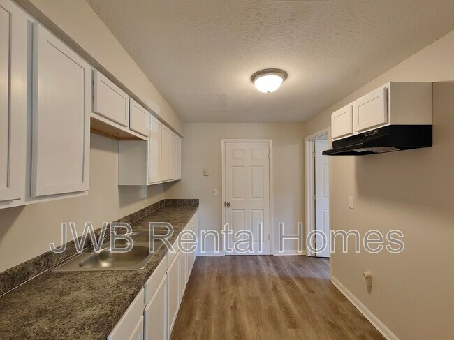 Foto del edificio - 2153 W 14th St