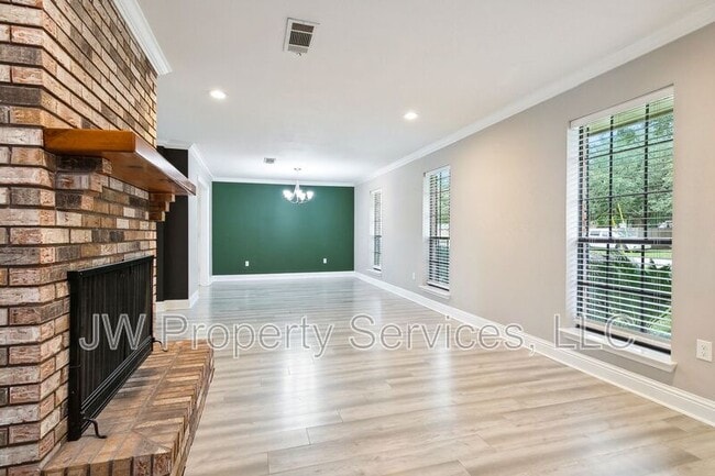 Building Photo - 1476 St Christopher Dr