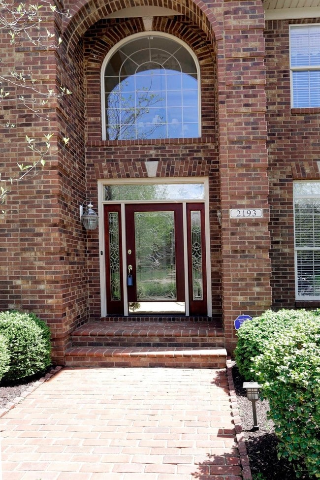 Building Photo - 2193 Savannah Ln