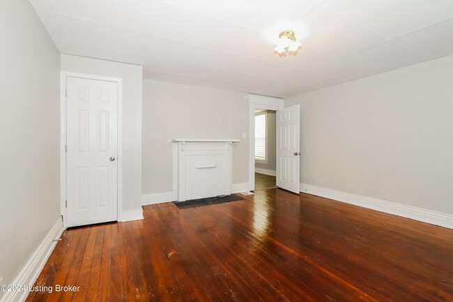 Building Photo - 3017 Greenwood Ave