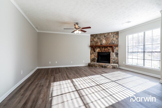 Building Photo - 762 Steeple Chase Dr, Lawrenceville, GA 30044
