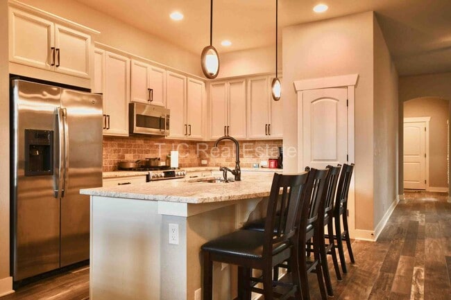 Photo - 5512 N Wabash St House