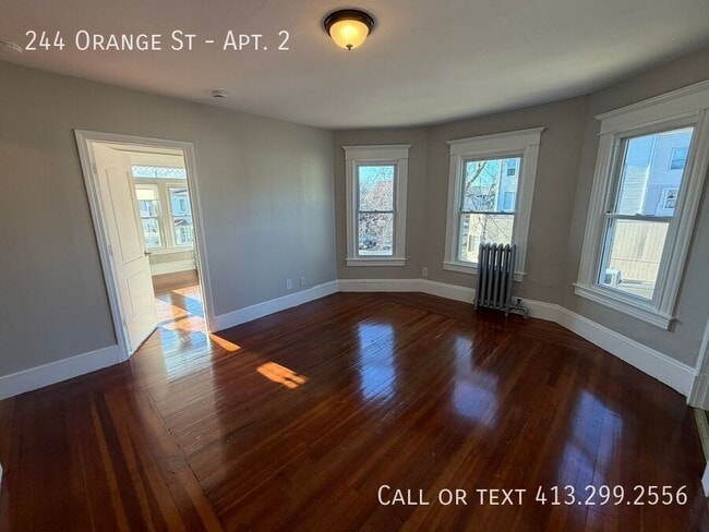 Building Photo - 244 Orange St