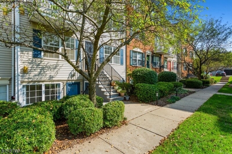 105 Vaughan Dr, Newark, NJ 07103 Townhouse for Rent in Newark, NJ