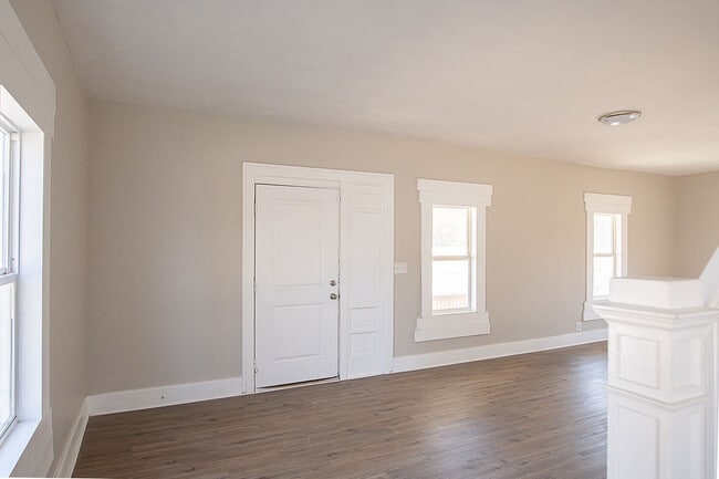 Building Photo - 2141 Philadelphia Dr