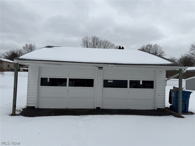 Foto del edificio - 1405 Gypsy Ln