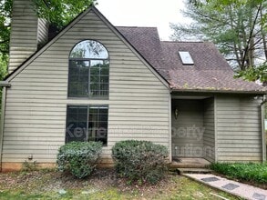 Building Photo - 1029 Amber Ridge Rd