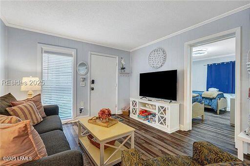 Foto del edificio - 104 Cordillo Pkwy