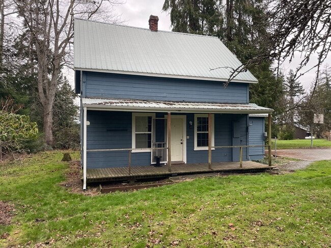 Building Photo - Charming and Cozy Home In Scenic North Whidbey