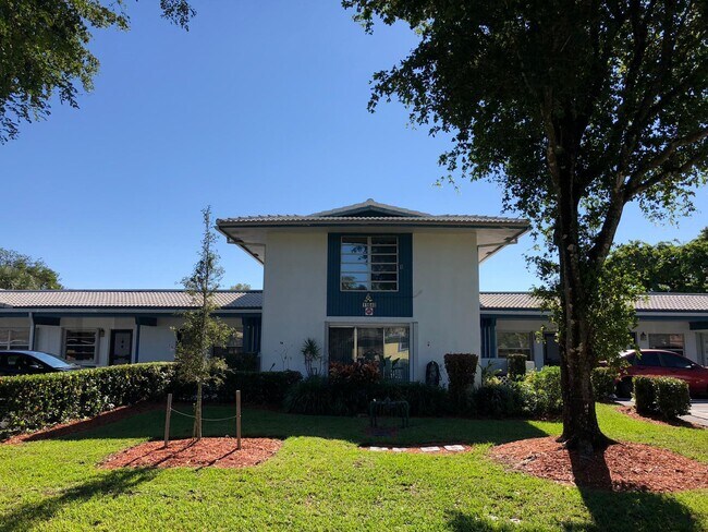 Foto del edificio - 11640 NW 39th St