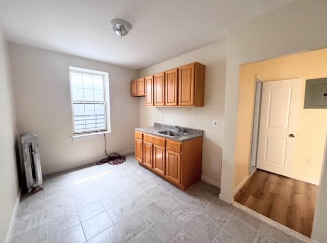 Building Photo - 2 bedroom in BROOKLYN NY 11207