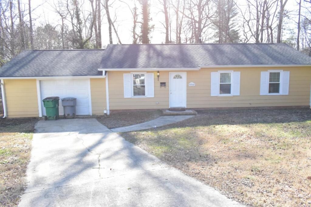 Foto principal - 6700 Holston Ct.