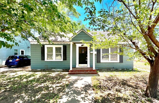 Foto del edificio - 2305 27th St