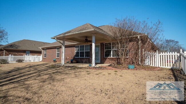 Foto del edificio - 5002 Blakemore Dr SE