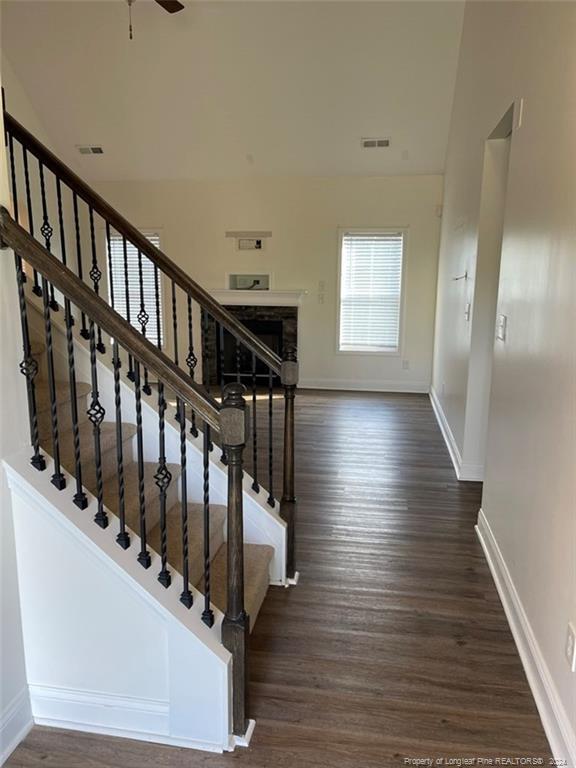 Building Photo - 108 Roy's Ridge