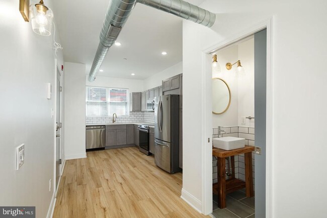 Foto del edificio - 1633 Swain St