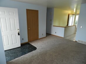Building Photo - 4015 Claire St