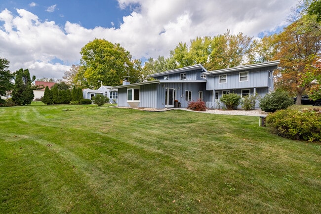 Foto del edificio - 4705 Highland Park Dr