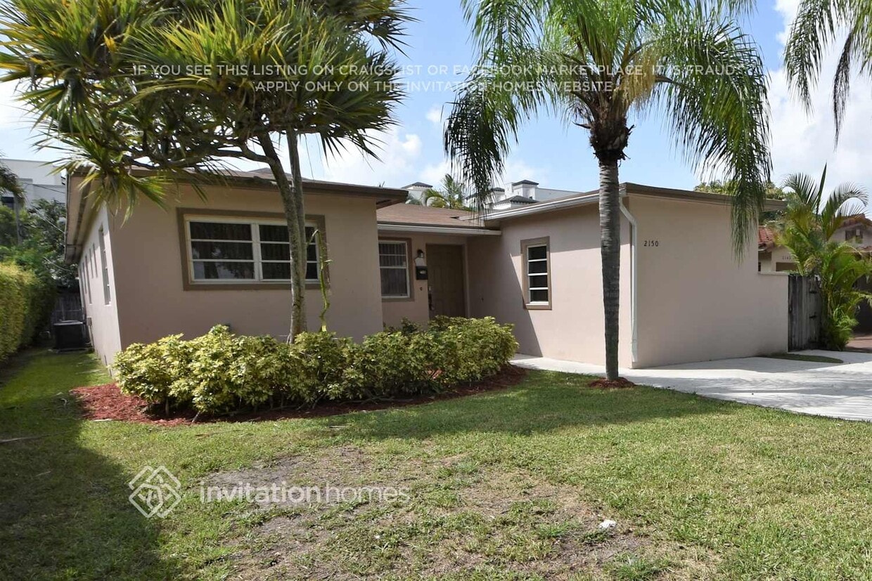 Primary Photo - 2150 SW 65th Ave