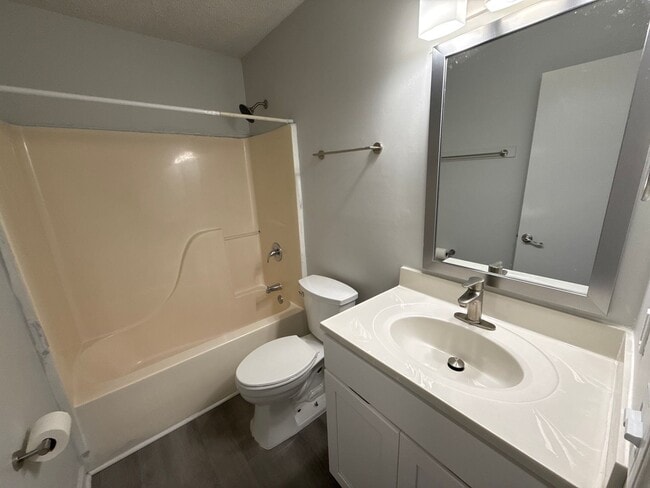 Interior Photo - Boulevard West Apartments
