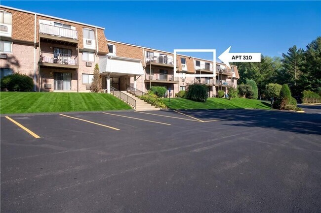 Foto del edificio - 752 Quaker Ln