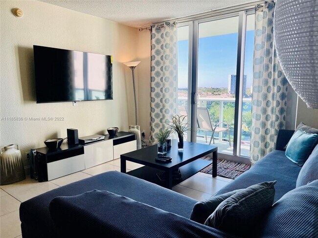 Foto del edificio - 3901 N Ocean Dr