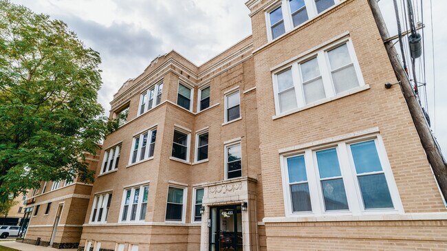 Building Photo - 431 S Cuyler Ave