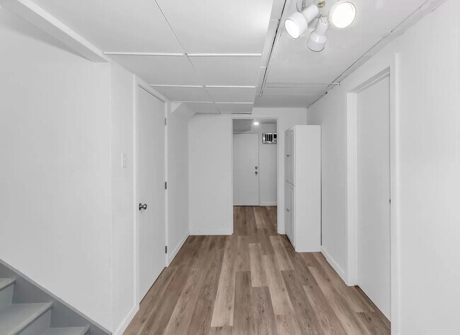 Foto del edificio - 2157 Mesa Ave