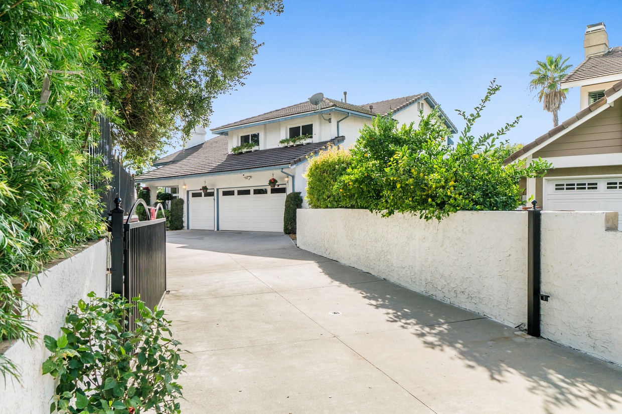 22100 Dardenne St, Calabasas, CA 91302 House Rental in Calabasas, CA