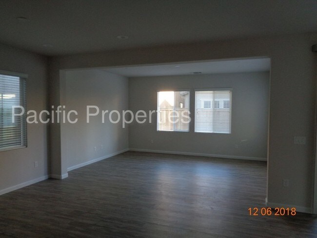 Building Photo - 5040 King Place