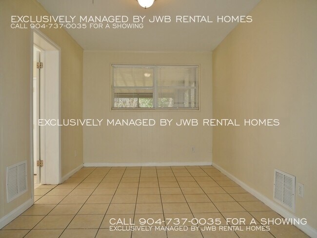 Foto del edificio - 4544 Lane Ave S